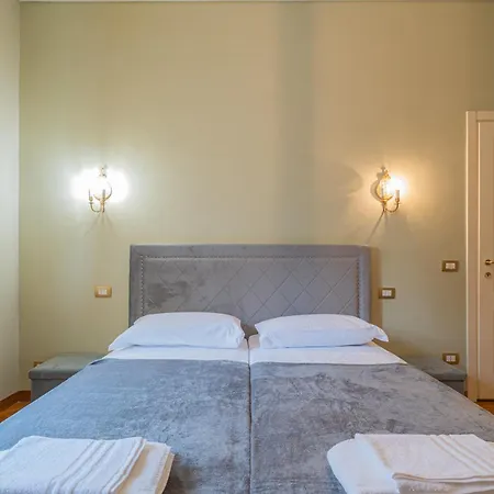 Dimora Catullo - La Terrazza Di Appartement *